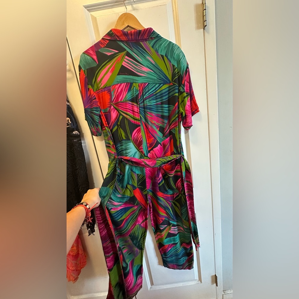 FARM RIO Colorful Tropical Print Button-Up JUMPSUIT - Picture 8 of 15